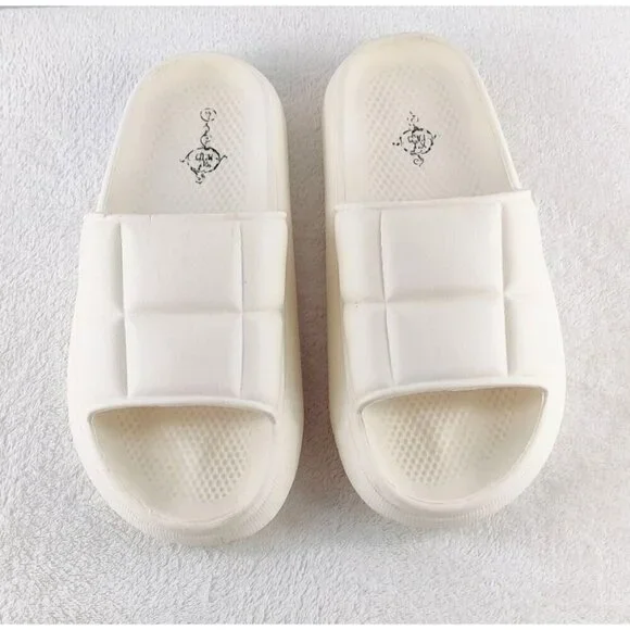 Puffy Slide On Sandals Cream Foam Quilted Slippers Quilted Puff Design Comfort - Picture 3 of 11